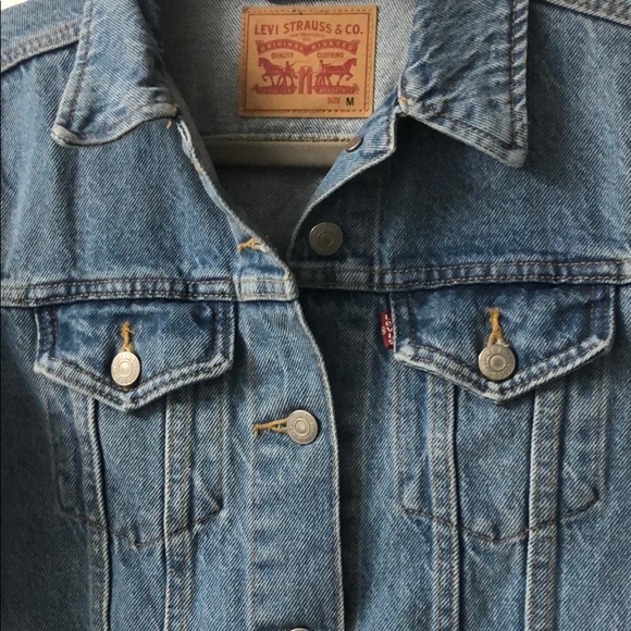 Levi's‎ Original Denim Trucker Jacket in Sun Daze - Picture 3 of 5